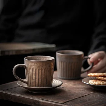 Retro xícara de café, conjunto Japonês cerâmica high-end com pires ins vento artesanais criativos grés leite pequeno-almoço copa