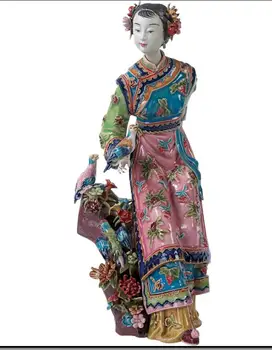 Uma impressionante beleza antiga Shiwan boneca de cerâmica fornece garota Beleza clássica figura de estilo sala de estar antiga rack decoração