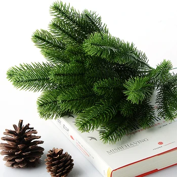 30Pcs Artificial de Pinus Folhas Verdes Agulha Garland Falso Pinheiro Ramos para a Festa de Natal Decoração de Home Office Decoração para uma Festa