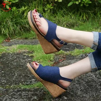 2022 Sandálias das Mulheres no Verão de Sapatos Novos Calçados femininos Slingback Sandálias Cunhas Romano PU Senhoras Sandálias Chinelos de quarto TGHDOF