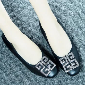 Marcas de luxo Sapatos femininos Dedo do pé Redondo de Couro Genuíno de Mulheres Flats Strass Casual Sapatas Sapatilhas Sapatos Tamanho Grande, 35 - 43