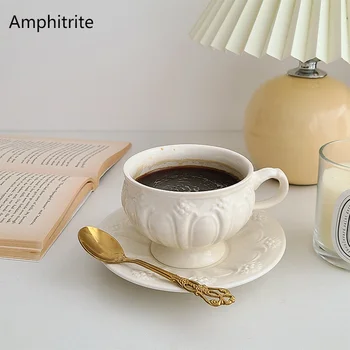 Nordic Esculpida Branco Taça De Cerâmica Vintage Café Da Manhã Bebida Reutilizáveis Xícara De Café, Conjunto Decorativos Do Casamento Alça De Xícara De Chá De Decoração De Casa